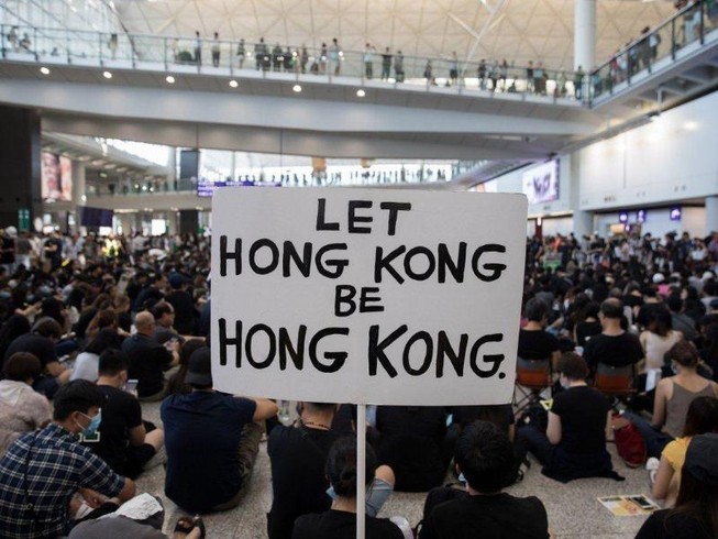 Giải pháp hạ nhiệt Hong Kong trước Quốc khánh Trung Quốc