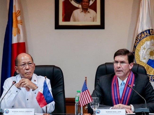 Ông Esper: Tăng liên minh quân sự giúp Philippines ở biển Đông