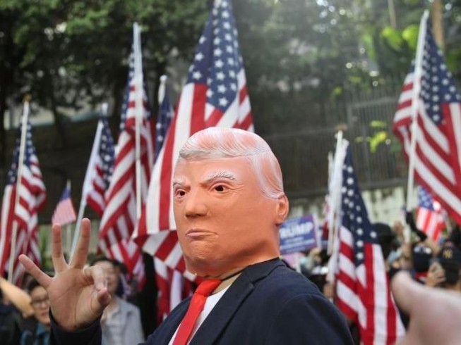 Hong Kong: Người biểu tình xuống đường cám ơn ông Trump