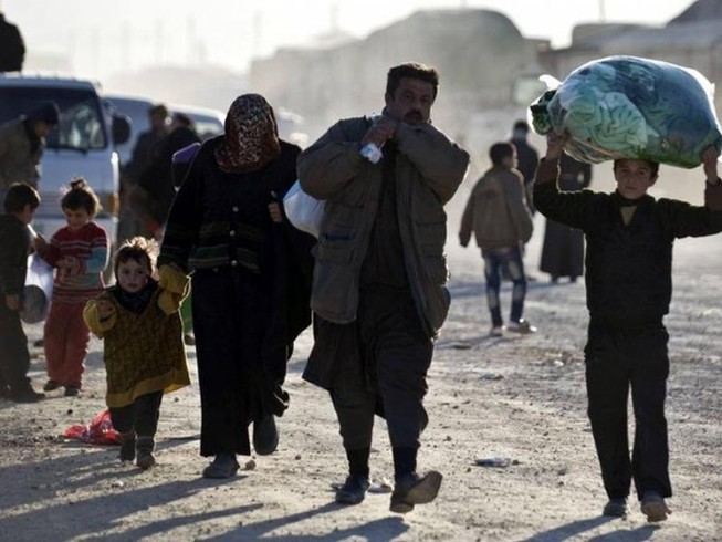 Người tị nạn Syria hướng về biên giới với Thổ Nhĩ Kỳ. Ảnh: INFOMIGRANTS