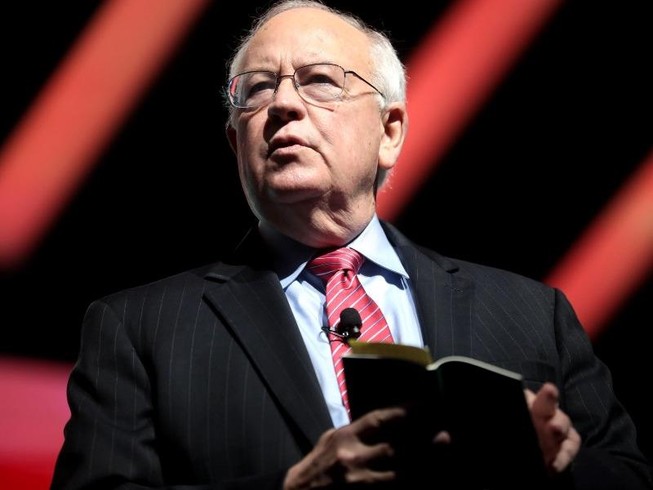 Luật sư huyền thoại Ken Starr. Ảnh: WASHINGTON MONTHLY