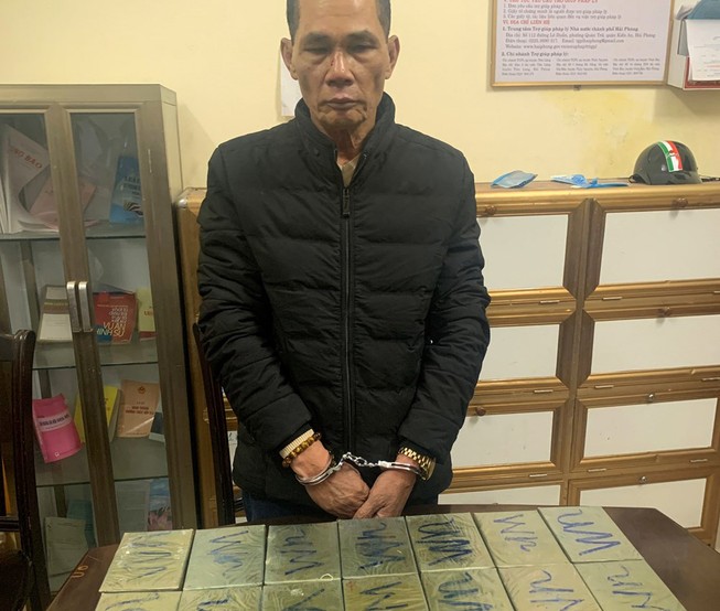Bắt nhóm người cùng 44 bánh heroin tại khách sạn ở Hải Phòng