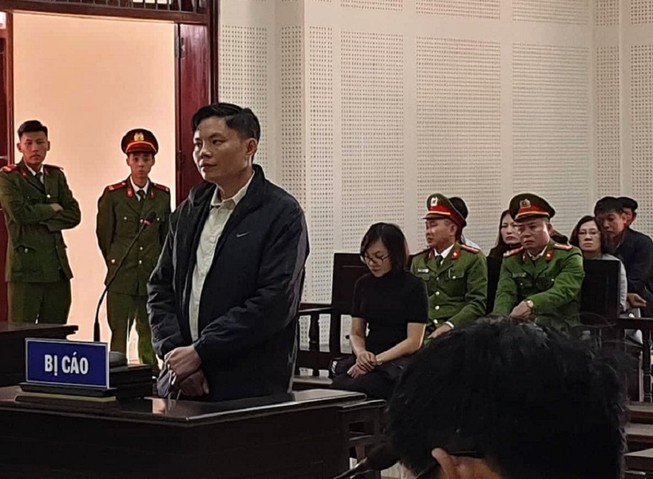 Cựu quân nhân siết cổ bạn gái đến chết lãnh án chung thân