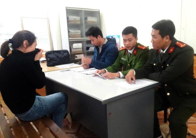 Bị phạt vì tung tin 'người Trung Quốc lăn ra tại công ty'