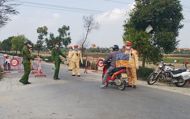 Hải Phòng phong tỏa nhiều nơi liên quan 1 người nhiễm COVID-19