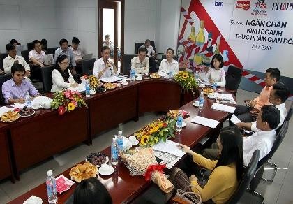 Làm thế nào ngăn chặn kinh doanh thực phẩm gian dối?
