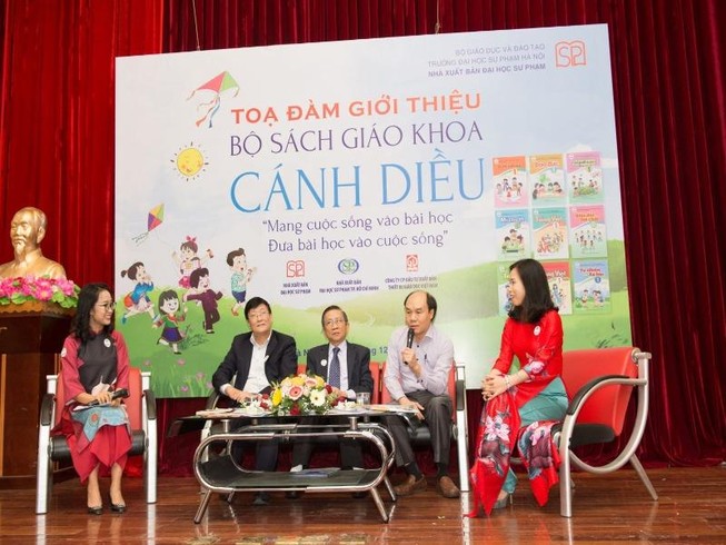 Ra mắt bộ SGK lớp 1 duy nhất có đầy đủ các môn học
