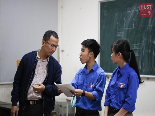 Bộ GD&ĐT đề xuất nhiều giải pháp giúp trường học mùa COVID-19