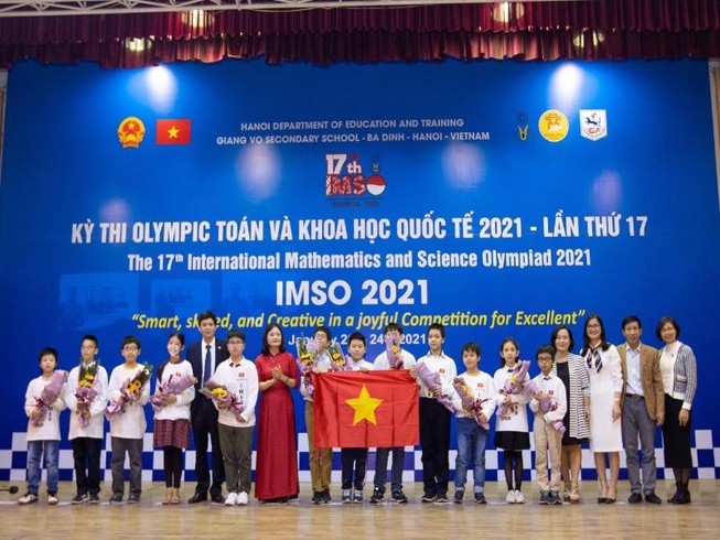 Việt Nam giành 2 Huy chương Vàng Toán và Khoa học
