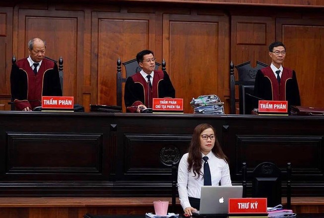 Bà Diệp Thảo lại đổi ý muốn tòa xử công khai