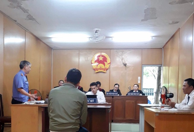 Cựu công an lừa người mua xe tang vật thế nào?