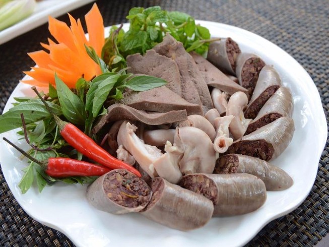 Ham ăn lòng lợn, nam thanh niên bị gút nặng