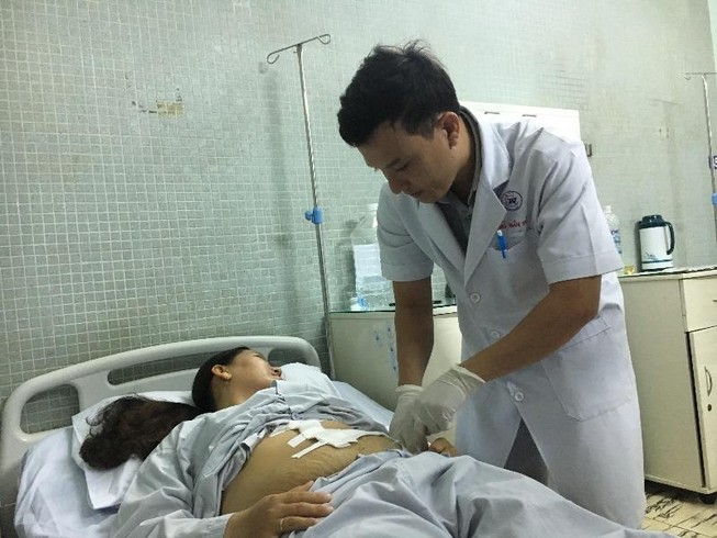 Căn bệnh khiến lá lách cô gái nặng hơn 5 kg, dài nửa mét