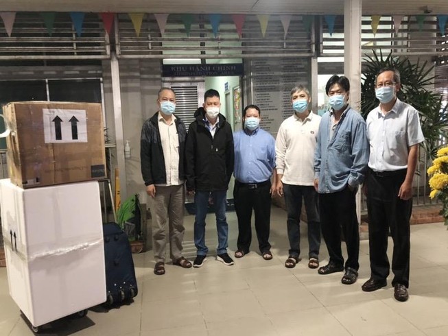 Dịch COVID-19: Bác sĩ BV Chợ Rẫy lên đường chi viện Hải Dương