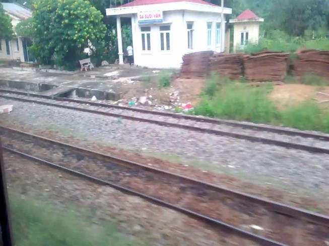 Trực ban ngủ quên, 2 tàu suýt tông nhau