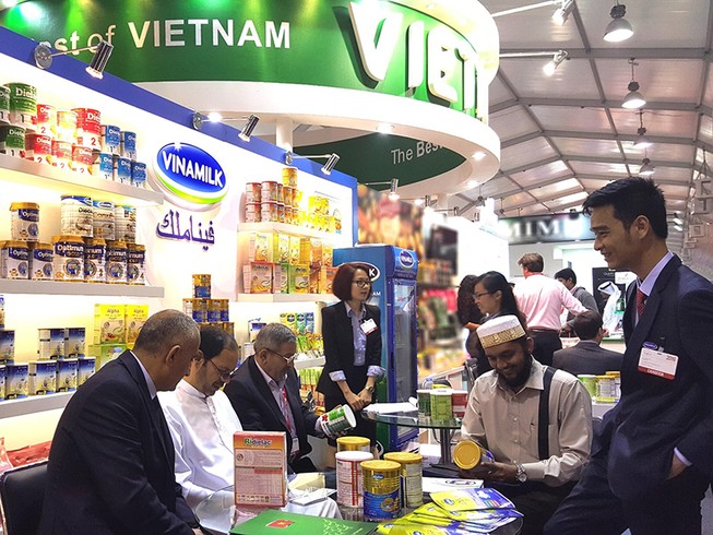 Nhiều doanh nghiệp Việt mua công ty ngoại