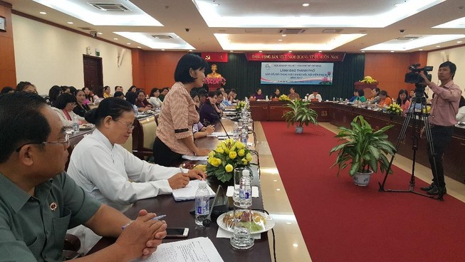 Chủ tịch HĐND TP.HCM kể chuyện đi xe buýt