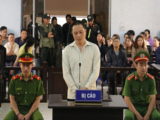 Tử hình người phóng hỏa đốt nhà khiến 2 cháu bé tử vong