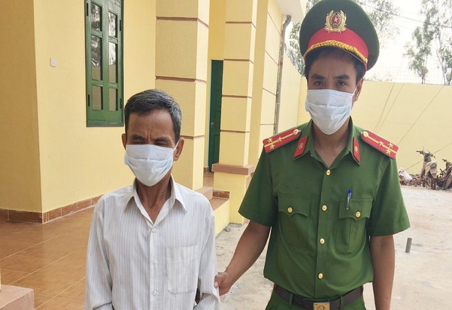 Võ Tiến Trung bị bắt giữ. Ảnh: QM