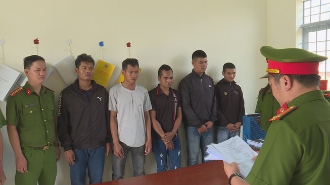 Các bị can bị bắt tạm giam. Ảnh: AD
