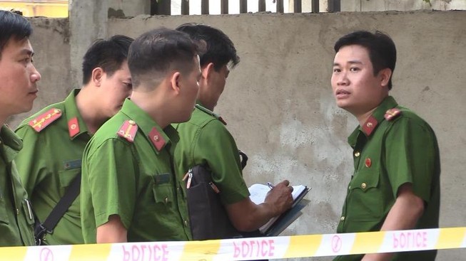 Vụ thảm sát: Tang thương xé lòng dân phố nhỏ