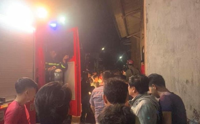 Cháu bé mà người chú lao xuống giếng cứu cũng không qua khỏi