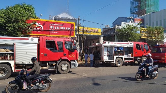 Nghi khách thuê phòng đốt nhà nghỉ ở Bình Phước