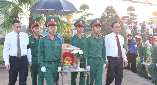 Bình Phước truy điệu, an táng 27 bộ hài cốt liệt sĩ