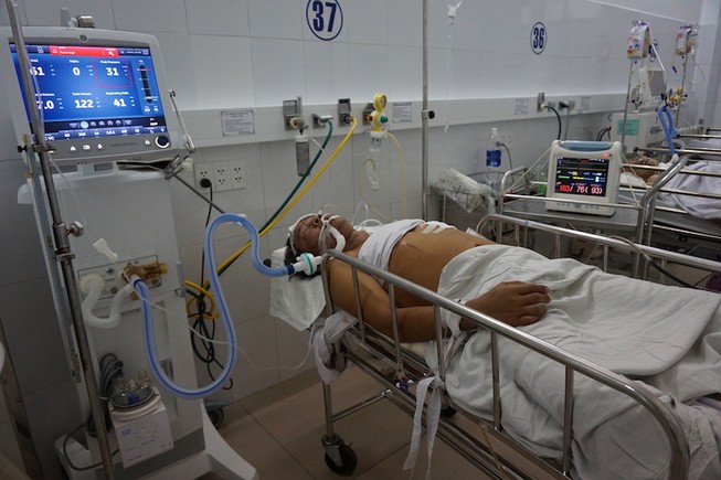 Thông tin tiếp vụ chai nước chui vào lồng ngực