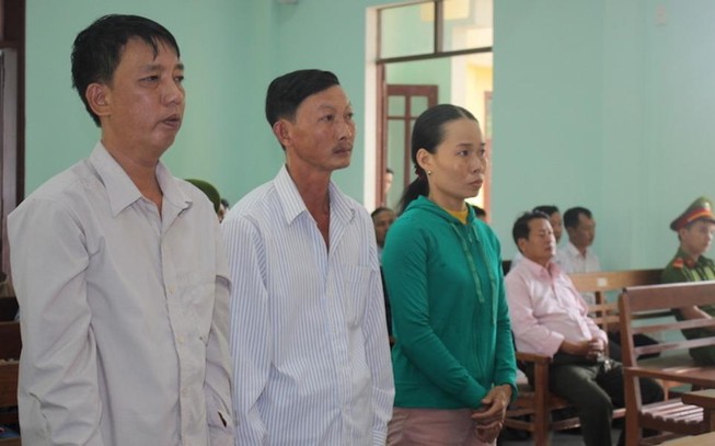 2 vợ chồng phá rừng lãnh án 7 năm tù