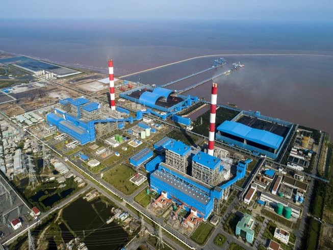 Công nhân cấu kết bảo vệ kho trộm tài sản nhà thầu