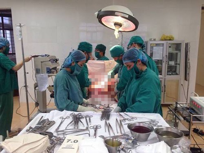 Bệnh viện tuyến huyện cứu sống bệnh nhân bị thủng tim
