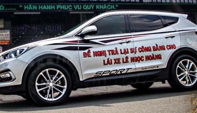 Công an Bình Tân nói về clip 'CSGT vây ô tô dán decal'