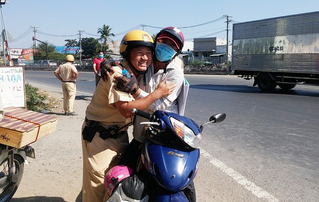 'Lần đầu tiên tôi thấy hành động này'