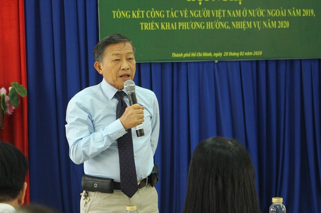 Kiều bào mong muốn thủ tục nhập quốc tịch rút ngắn hơn