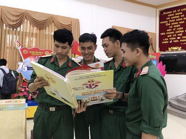 Nhiều hoạt động kỷ niệm 75 năm ngày truyền thống Quân khu 7