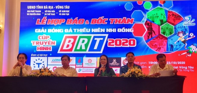 Khởi động Giải bóng đá thiếu niên nhi đồng