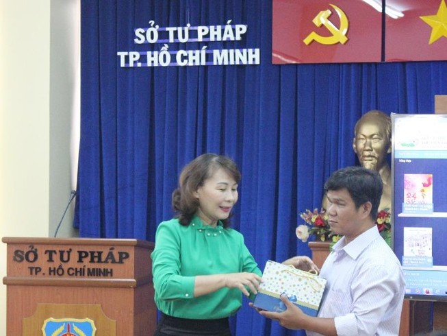 Ra mắt sách nói pháp luật cho người mù