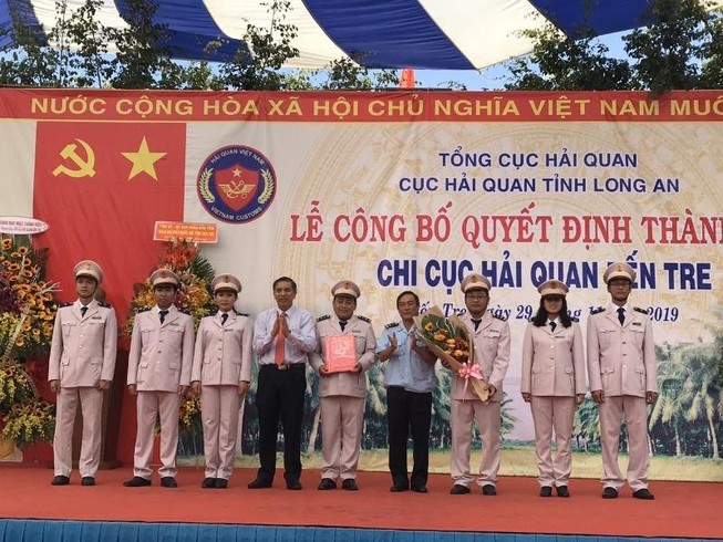 Lập Chi cục Hải quan Bến Tre thuộc Hải quan Long An