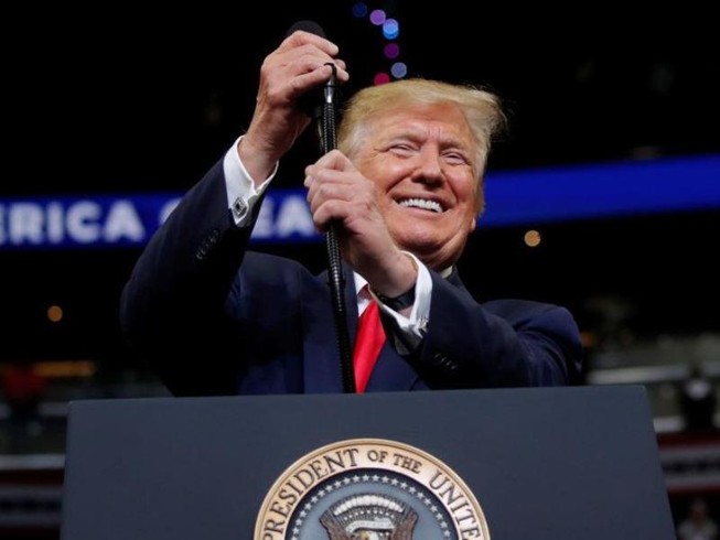 Ông Trump mời gặp ông Kim Jong-un tại biên giới liên Triều