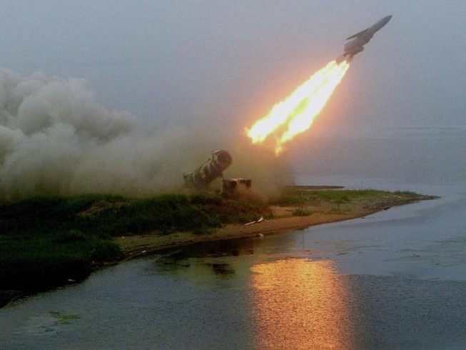 Tên lửa siêu thanh Zircon Nga có thể ‘vô hình’ trước radar