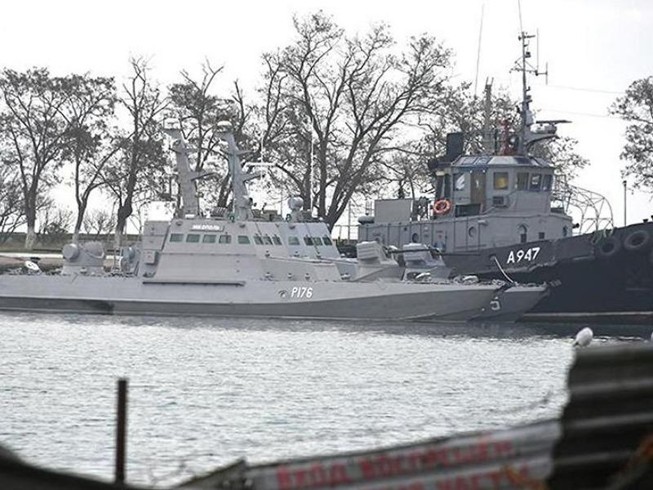 Ukraine nói không bỏ qua dù Nga đã trả 3 tàu hải quân