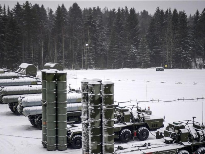 Nga dàn trận S-400 tạo mái vòm chống tên lửa ở Bắc Cực