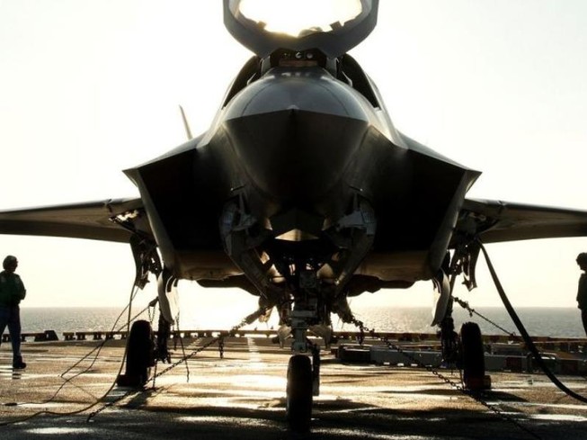 Mỹ tìm nhà mới cho F-35, Thổ Nhĩ Kỳ mất cả chì lẫn chài