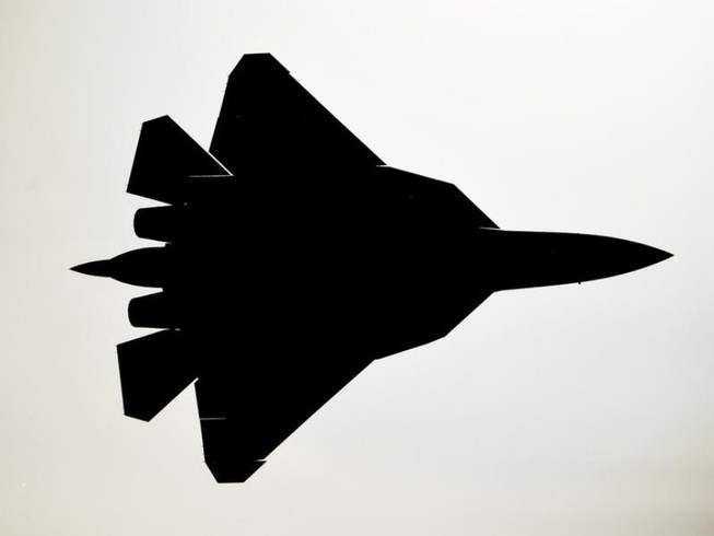 Tiêm kích Su-57 Nga rơi, phát nổ và bị phá hủy hoàn toàn