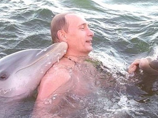 Hé lộ video chưa từng nhìn thấy về ông Putin trong 20 năm qua