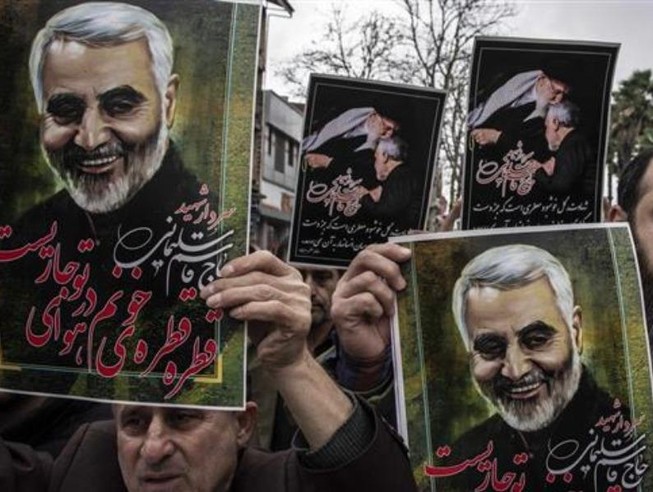 Người dân phản đối vụ ám sát Tướng Soleimani của quân đội Mỹ. Ảnh: PRESS TV