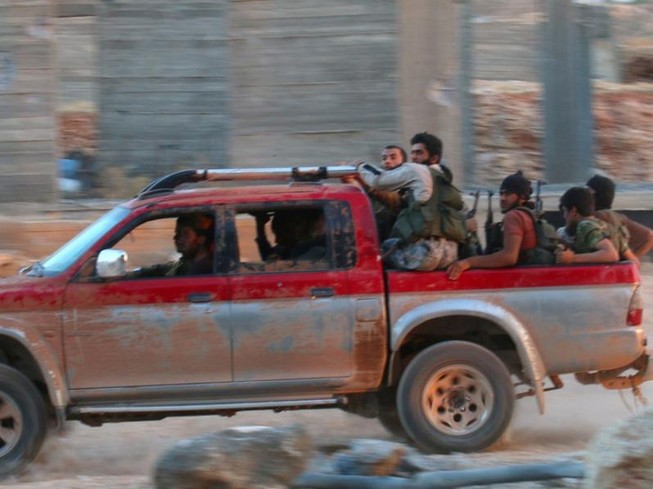 Nhóm vũ trang Jabhat Fateh al-Sham ở Syria.