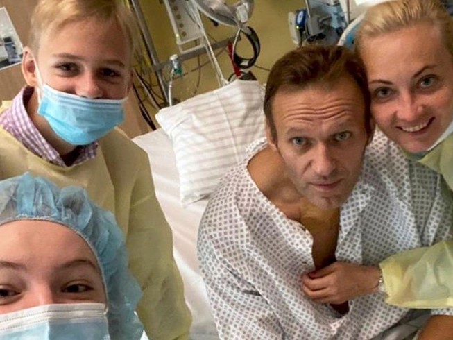 Ông Navalny trả lời đài Mỹ: 'Tôi bị đầu độc và tôi sắp chết'