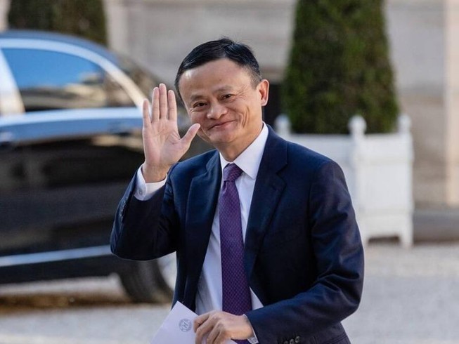 Tỉ phú Jack Ma tái xuất sau hơn 2 tháng vắng bóng